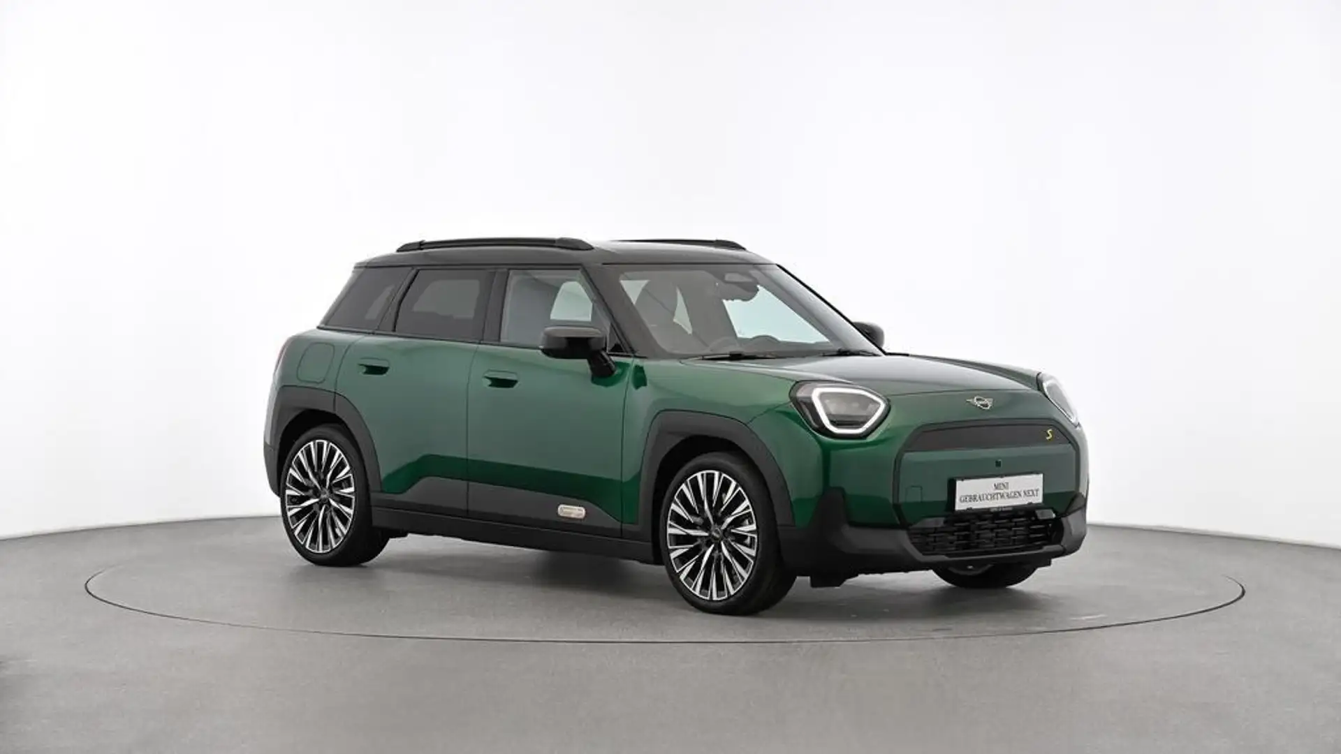 2026 MINI Aceman, 4.092 km, Rakousko — Foto 1