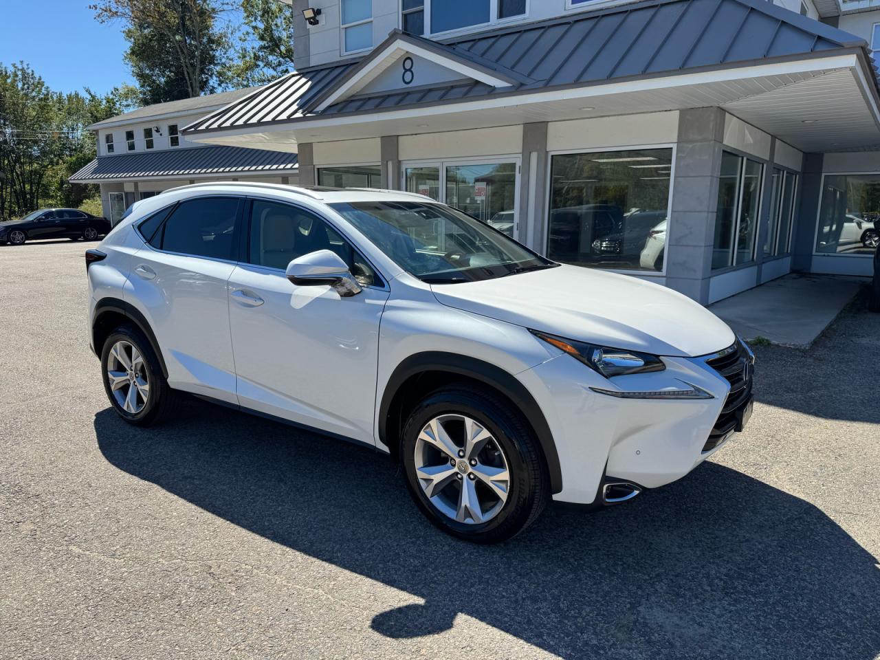 2017 Lexus NX 200T BASE, weiß, 294.664 km, Import USA — Foto 1