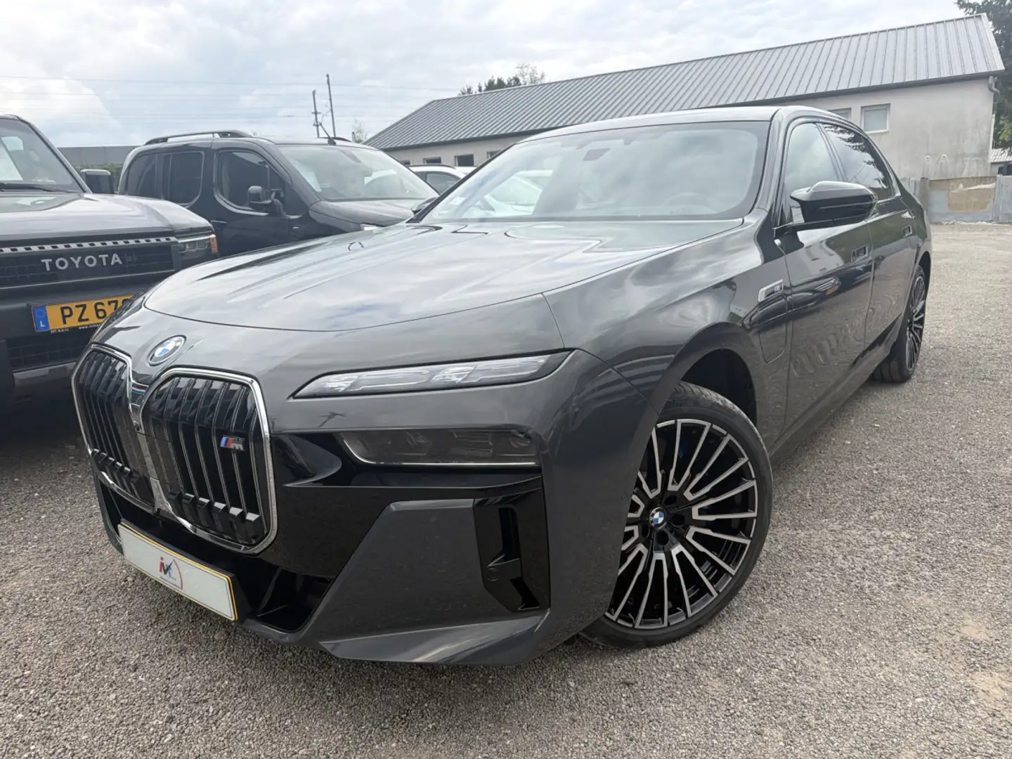 2026 BMW 760, 1.350 km, Belgien — Foto 1