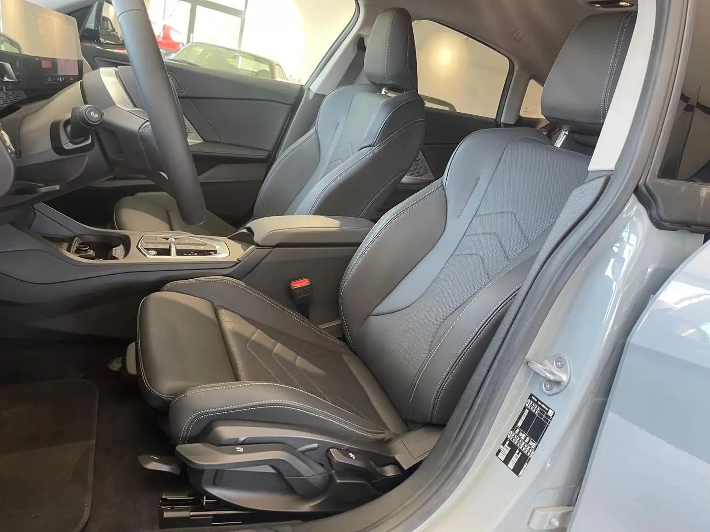2026 BMW 216, 2.000 km, Belgien — Foto 12 z 12