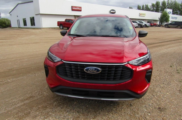 2025 Ford Escape Active, 2.697 km, Import Kanada — Foto 5 z 5