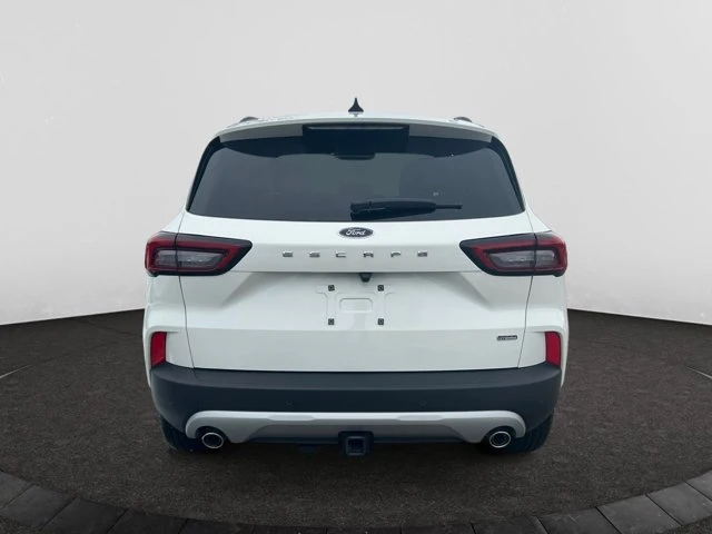 2026 Ford Escape PHEV, weiß, 3 km, Import Kanada — Foto 4 z 20