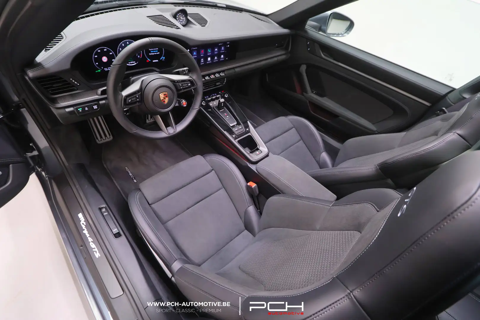 2026 Porsche Targa, 117 km, Belgien — Foto 8 z 12