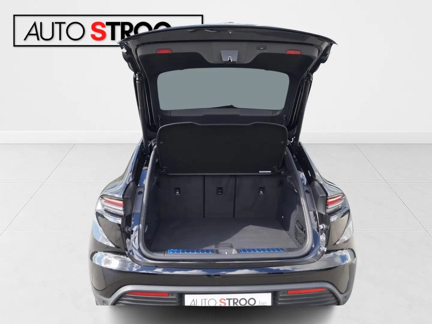 2026 Porsche Macan, 6.788 km, Belgien — Foto 8 z 12