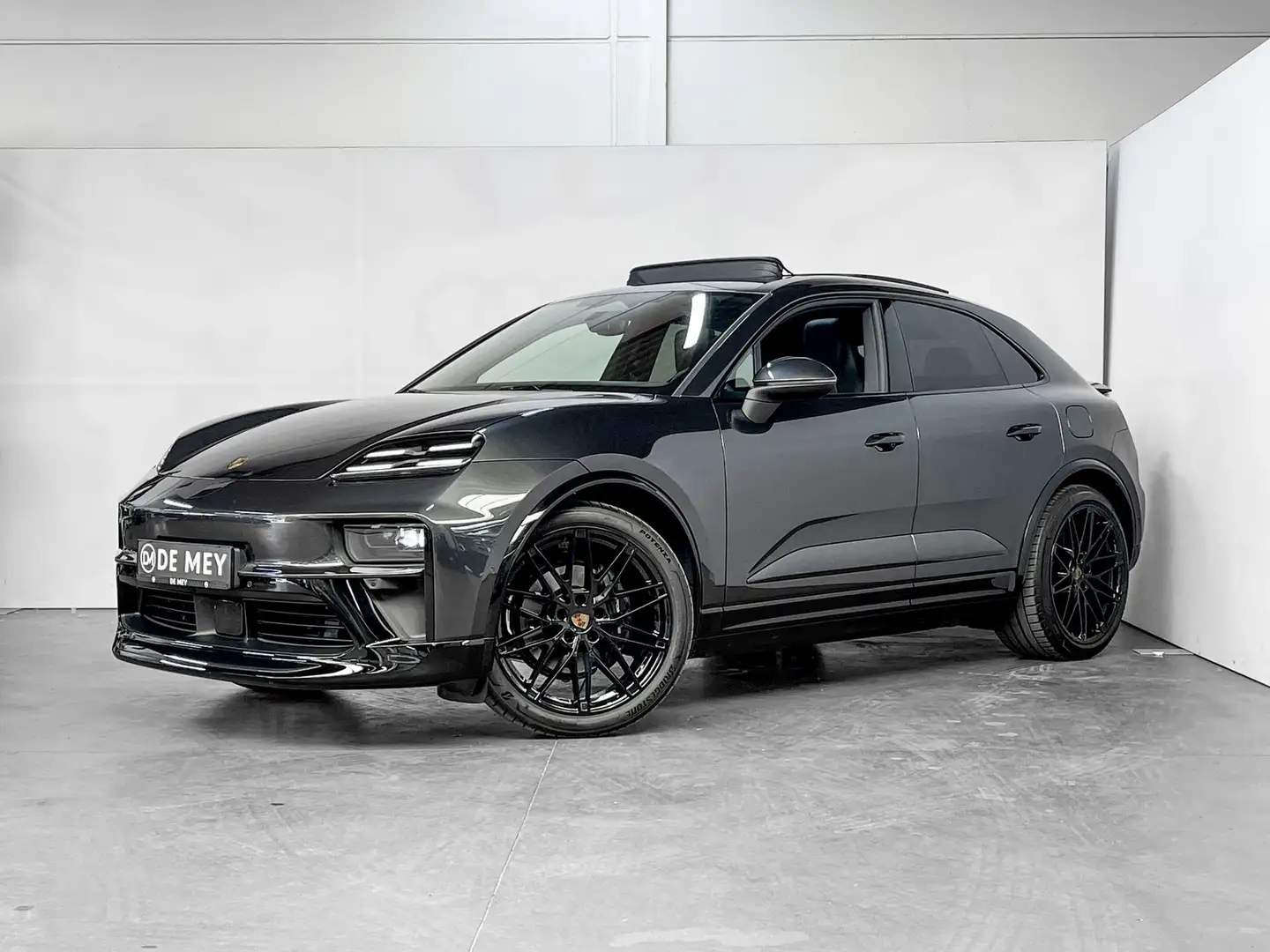 2026 Porsche Macan, 1.000 km, Belgien — Foto 2 z 12