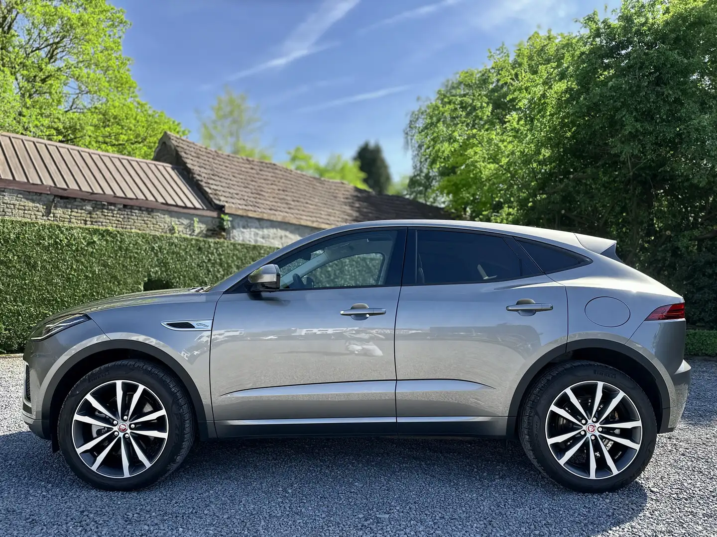 2023 Jaguar E-Pace, 14.472 km, Belgien — Foto 8 z 12