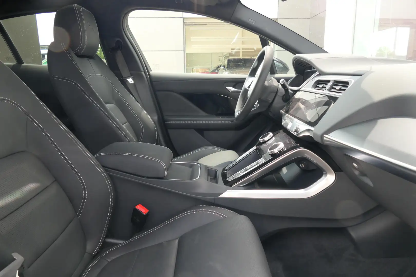 2025 Jaguar I-Pace, 17.693 km, Belgien — Foto 3 z 12