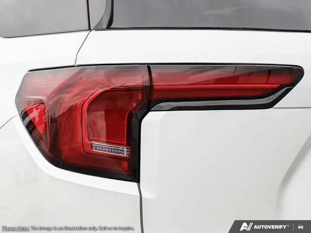 2027 GMC Terrain AWD Elevation, weiß, 5 km, Import Kanada — Foto 9 z 20