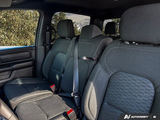 2027 RAM 1500 TRX SRT, schwarz, 1 km, Import Kanada — Foto 16 z 20