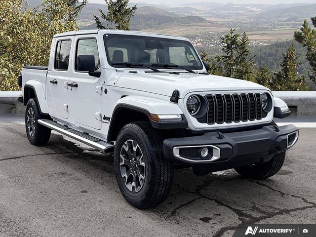 2026 Jeep Gladiator Nighthawk, 25 km, Import Kanada — Foto 8 z 20