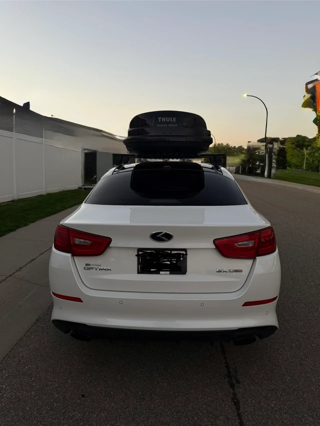 2015 Kia Optima, 175.000 km, Import Kanada — Foto 4 z 5