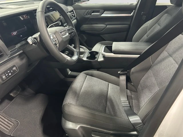 2027 GMC Terrain AWD Elevation, weiß, 7 km, Import Kanada — Foto 13 z 20