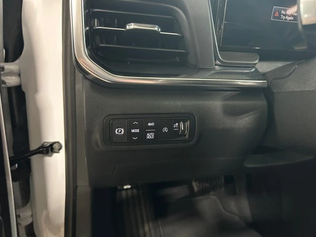 2027 GMC Terrain AWD Elevation, weiß, 7 km, Import Kanada — Foto 15 z 20