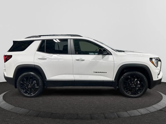2027 GMC Terrain AWD Elevation, weiß, 7 km, Import Kanada — Foto 6 z 20