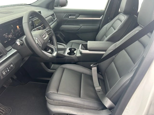 2027 GMC Terrain AWD Elevation, weiß, 7 km, Import Kanada — Foto 14 z 20