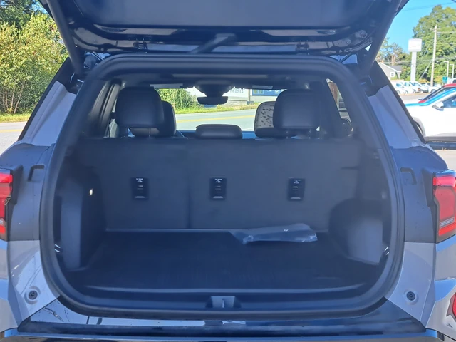 2027 GMC Terrain At4 Awd, silber, 5 km, Import Kanada — Foto 7 z 20