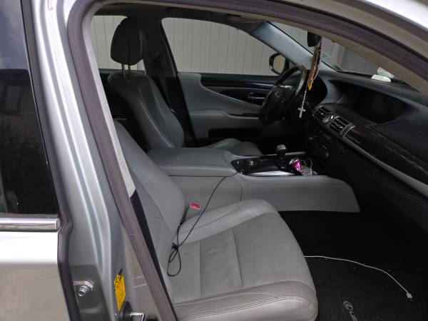 2014 Lexus, Import USA — Foto 2 z 5