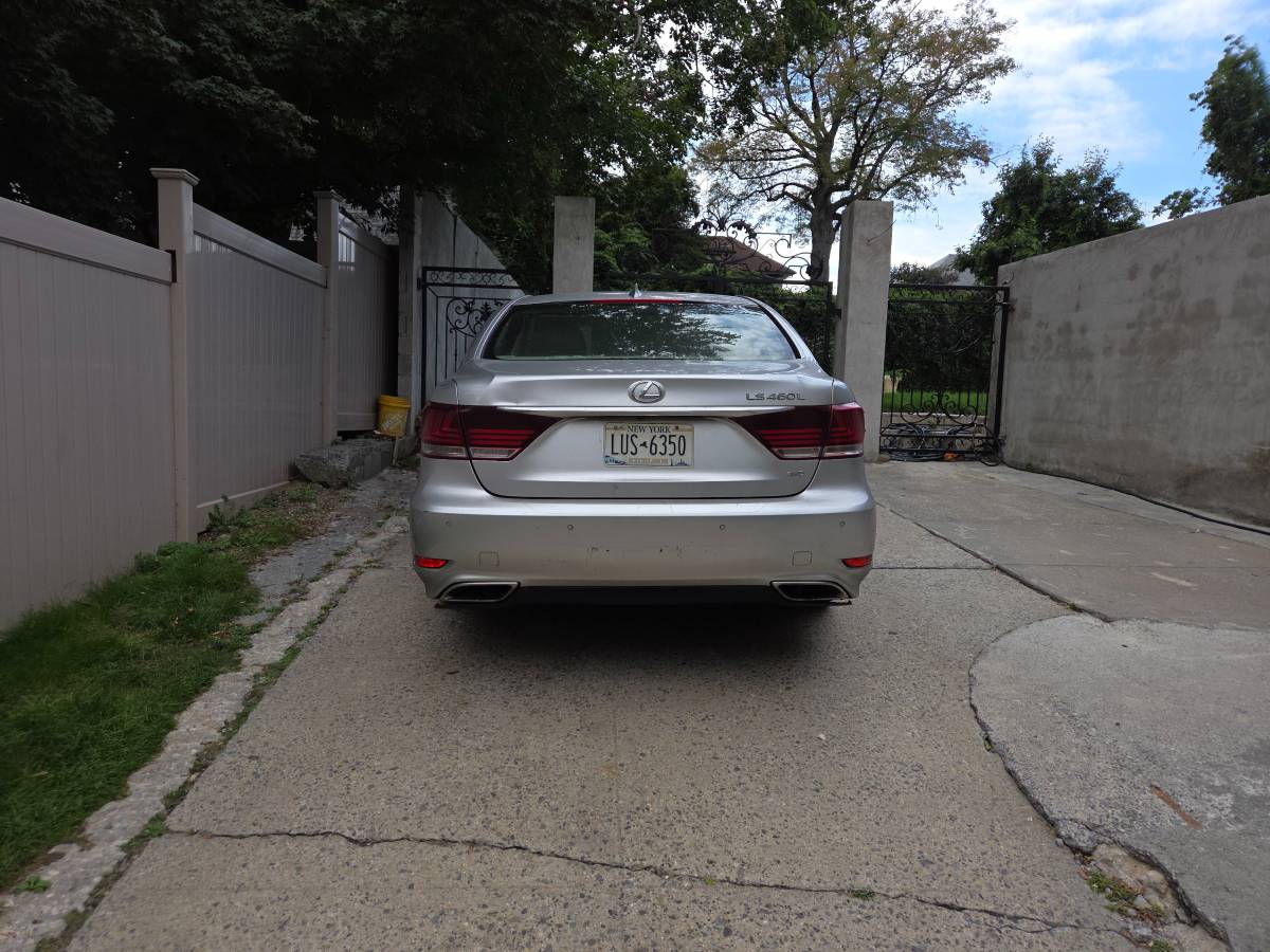2014 Lexus, Import USA — Foto 5 z 5