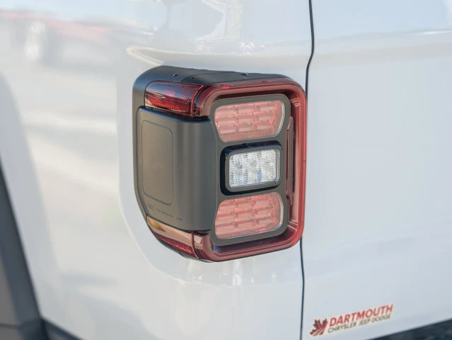 2026 Jeep Gladiator Mojave, weiß, 20 km, Import Kanada — Foto 16 z 16