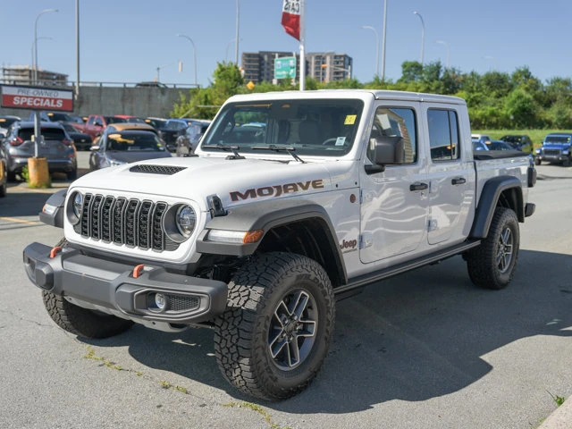 2026 Jeep Gladiator Mojave, weiß, 20 km, Import Kanada — Foto 3 z 16