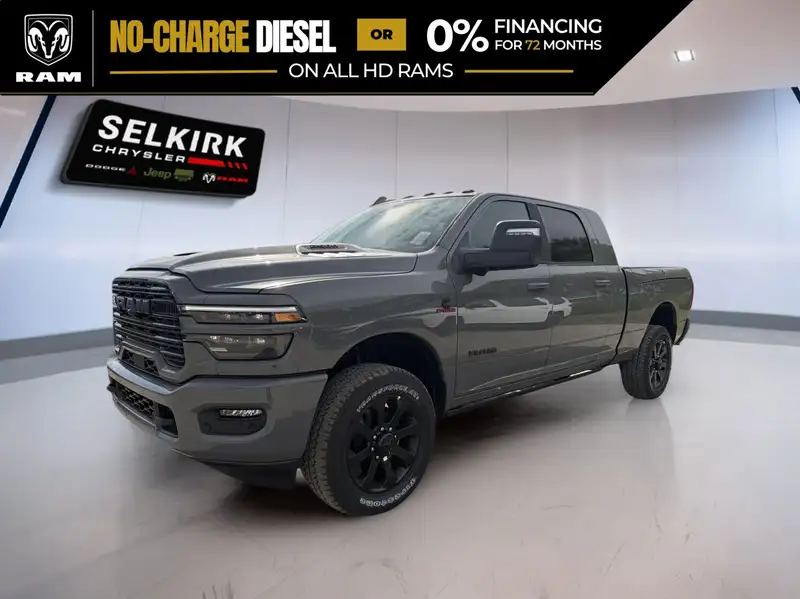 2027 RAM 2500 Laramie, rot, 19 km, Import Kanada — Foto 1