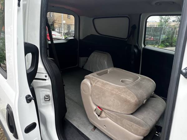 2021 Dodge, Import USA — Foto 10 z 12
