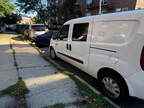 2021 Dodge, Import USA — Foto 3 z 12