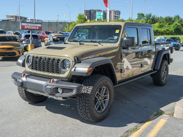2026 Jeep Gladiator Mojave, grün, 23 km, Import Kanada — Foto 3 z 17