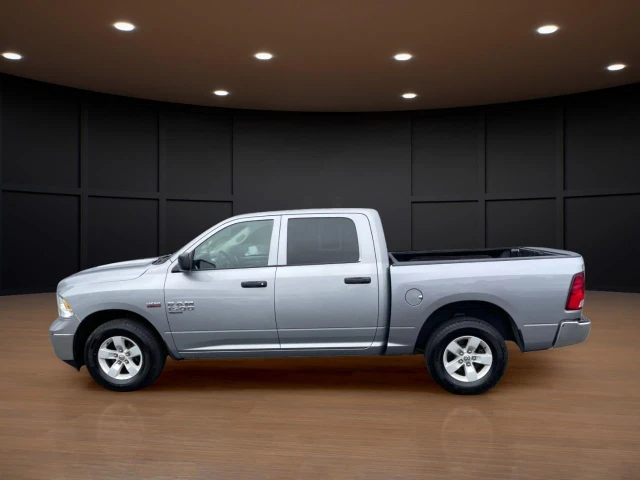 2023 RAM 1500 Classic SLT, silber, 50.102 km, Import Kanada — Foto 8 z 20