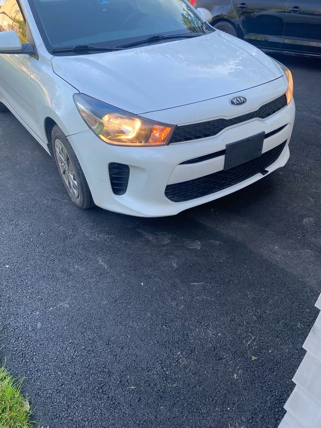 2018 Kia Rio, 88.000 km, Import Kanada — Foto 3 z 5