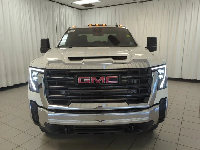2026 GMC Sierra 2500 HD Pro, weiß, 11 km, Import Kanada — Foto 3 z 5