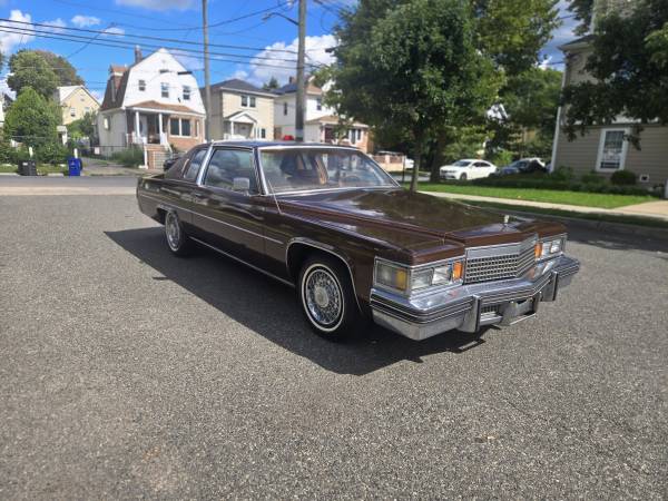 Cadillac, Import USA — Foto 7 z 12