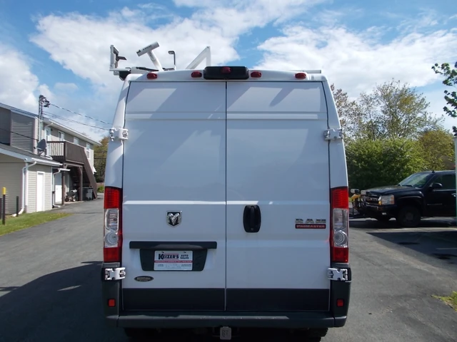 2018 RAM Promaster 2500, 134.899 km, Import Kanada — Foto 4 z 18