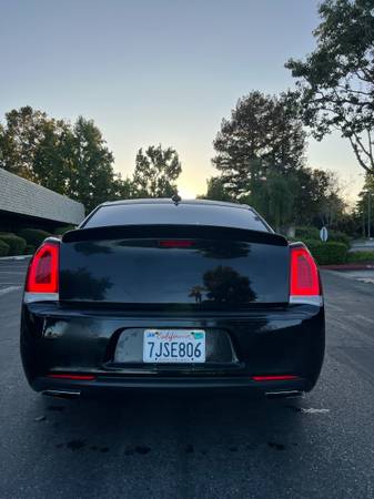 2015 Chrysler, Import USA — Foto 5 z 12
