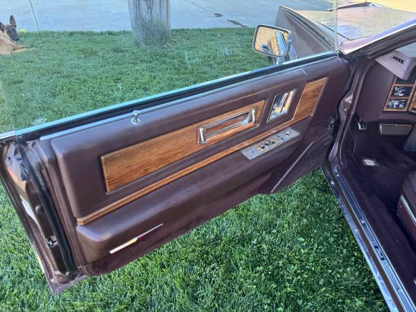 1984 Cadillac, Import USA — Foto 7 z 9