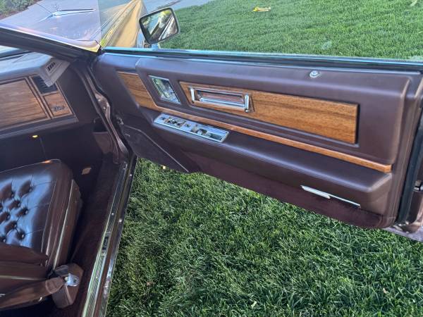 1984 Cadillac, Import USA — Foto 8 z 9