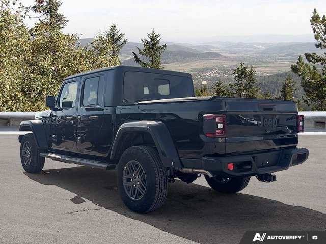 2026 Jeep Gladiator Sport S 4x4 | Black Freedom Top + Class IV Hitch, schwarz, 16 km, Import Kanada — Foto 4 z 20