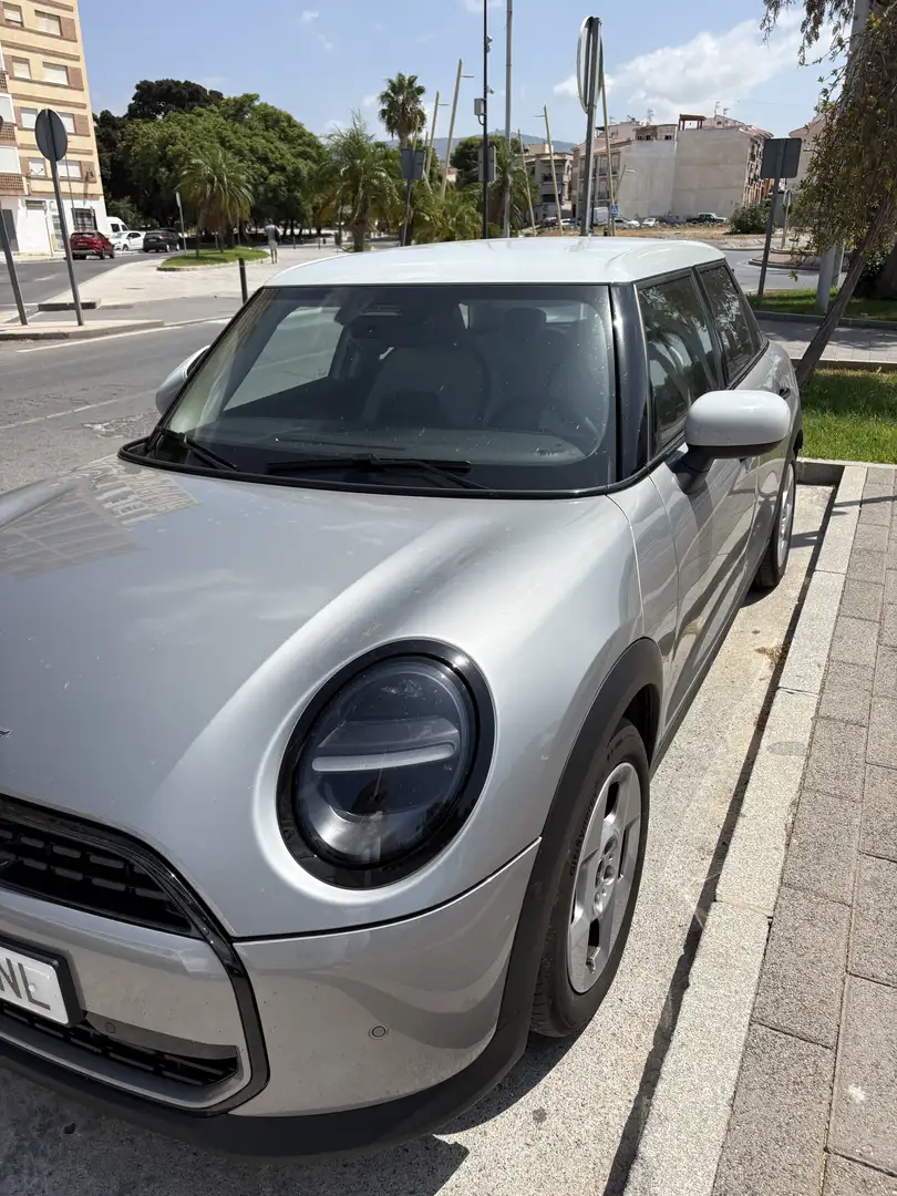 2026 MINI Cooper C, 4.500 km, Spanien — Foto 1