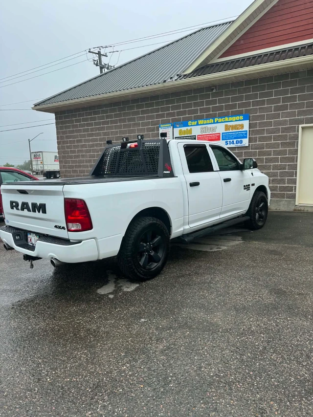 2021 Dodge Ram1500, 158.000 km, Import Kanada — Foto 3 z 5