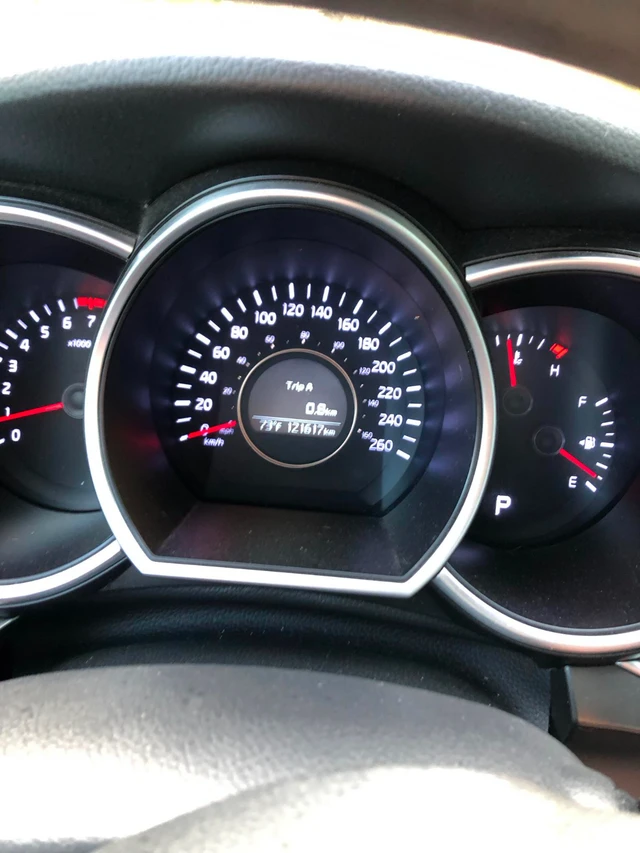 2015 Kia Optima, 121.617 km, Import Kanada — Foto 4 z 5