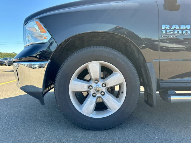 2023 RAM 1500 Classic Tradesman | Bluetooth | Keyless | Warranty to 2028, schwarz, 17.253 km, Import Kanada — Foto 10 z 20