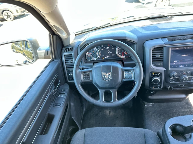 2023 RAM 1500 Classic Tradesman | Bluetooth | Keyless | Warranty to 2028, schwarz, 17.253 km, Import Kanada — Foto 12 z 20