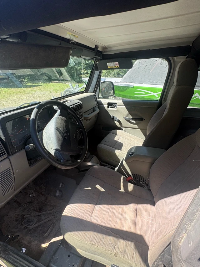 2004 Jeep Tj, 136.000 km, Import Kanada — Foto 4 z 4