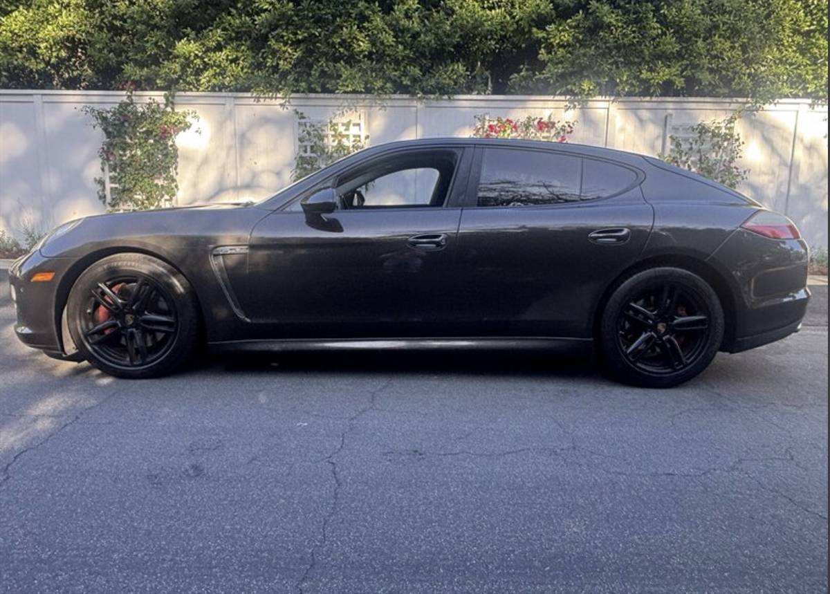 2011 Porsche, Import USA — Foto 1