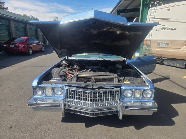 Cadillac, Import USA — Foto 10 z 12
