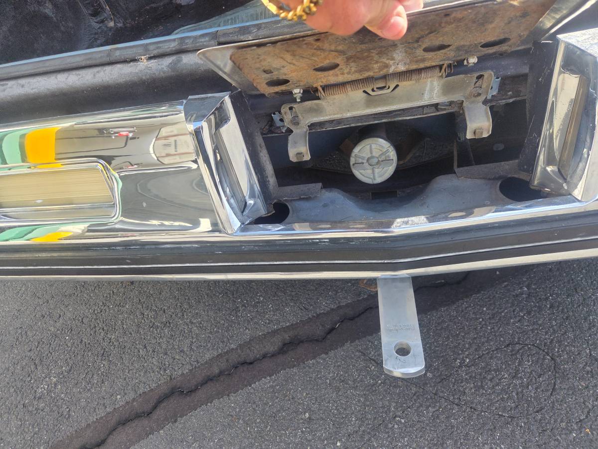 Cadillac, Import USA — Foto 9 z 12
