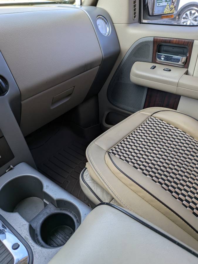 2006 Lincoln, Import USA — Foto 7 z 12