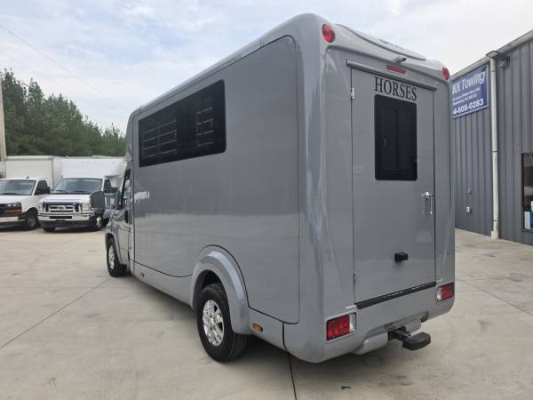 2023 RAM, Import USA — Foto 4 z 12