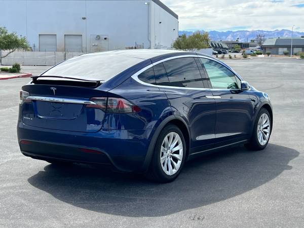 2018 Tesla, Import USA — Foto 6 z 12