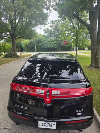 2016 Lincoln, Import USA — Foto 4 z 12